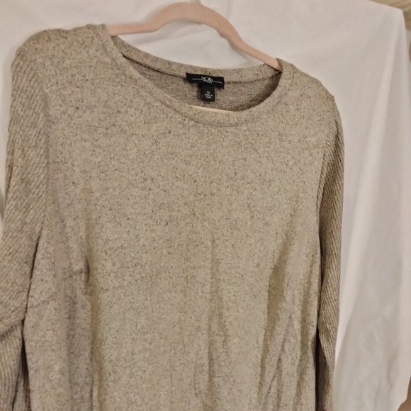 AGB WOMAN 1X TOP - Picture 2 of 3